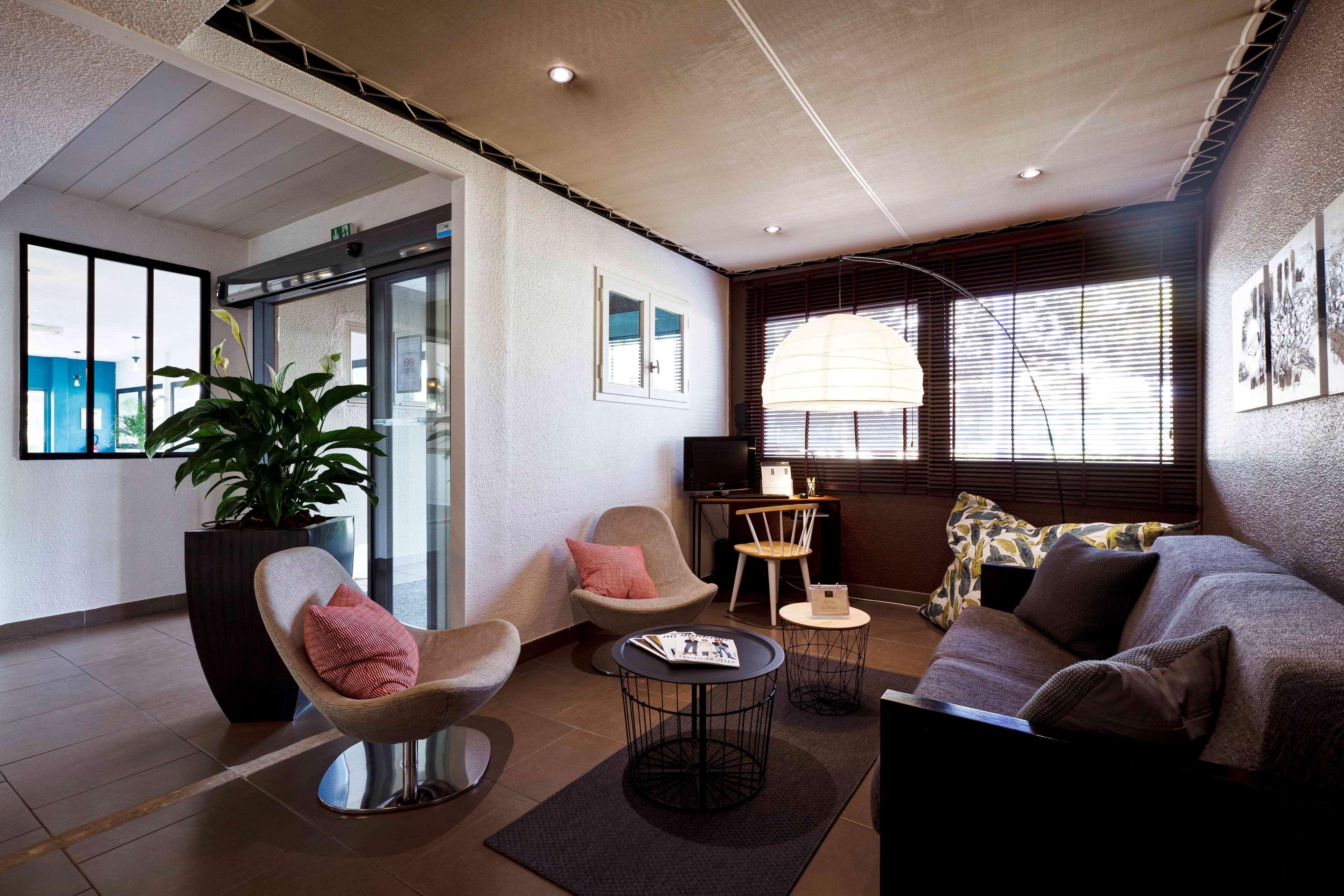 Hotel Kyriad Lyon Sud Genis Laval