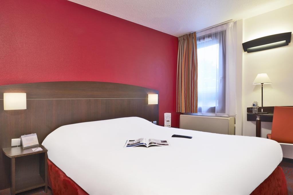 Hotel Kyriad Lyon Sud Genis Laval 3*