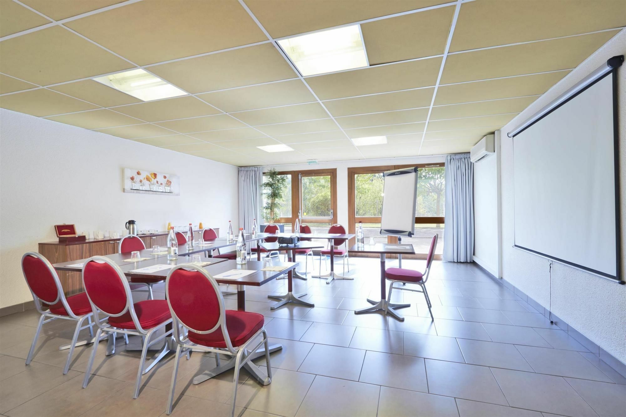 Kyriad Lyon Sud Genis Laval Hotel Saint-Genis-Laval